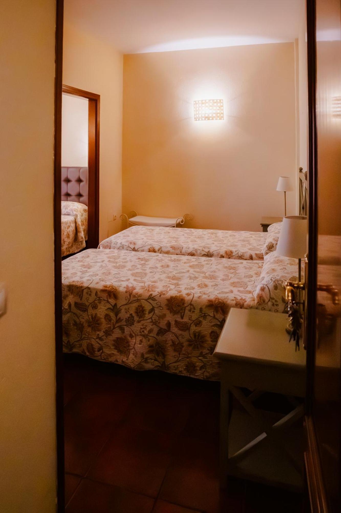 Escua Aparthotel Archidona Kültér fotó